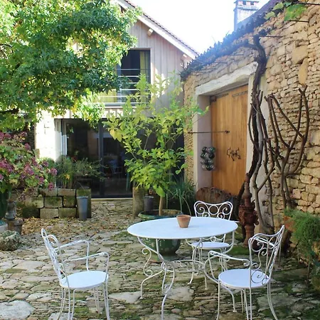 別荘 Le Clos Des Songes サン・レオン・シュル・ヴェゼール
