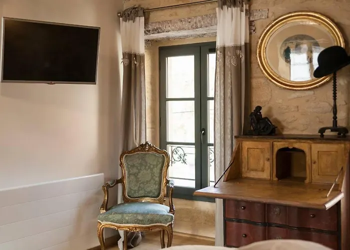 Le Clos Des Songes サン・レオン・シュル・ヴェゼール